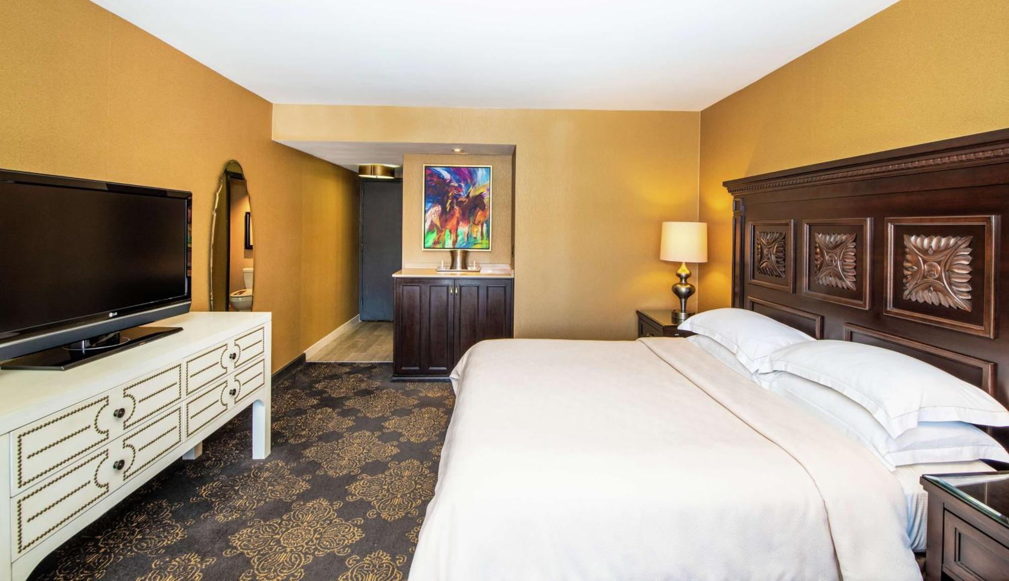 Deluxe King Room,1551997162:JPEG