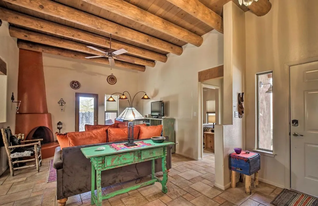 1 Mi To Santa Fe Plaza: Quiet Home W/ Patio-1