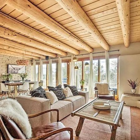 Santa Fe Desert Adobe Retreat - Mountain Views-3