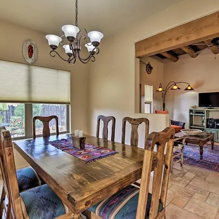1 Mi To Santa Fe Plaza: Quiet Home W/ Patio-2